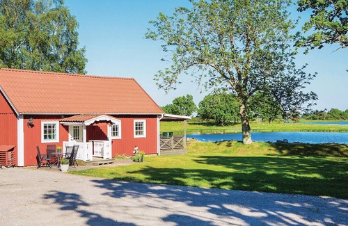 Fagelmara House | Amazing home in Fågelmara with WiFi
