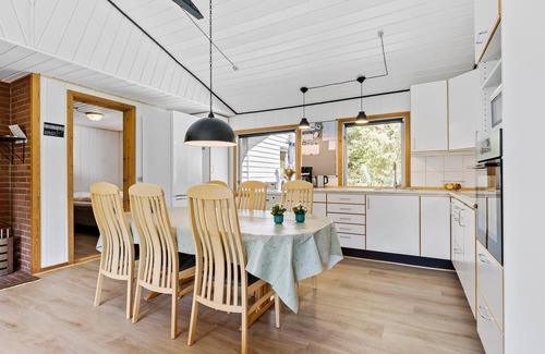 Ertebølle House | Amazing home in Farsø with WiFi