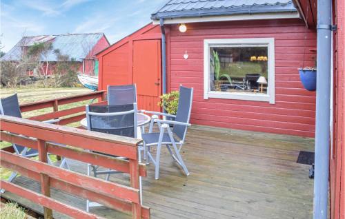 Austrheim House | Amazing Home In Fonnes With Wifi