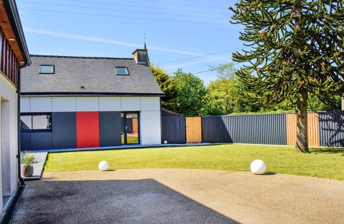 Le Vieux-Bourg House | Amazing home in Le Vieux-Bourg