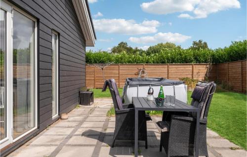 Skovlunde House | Amazing Home In Glostrup With Wifi