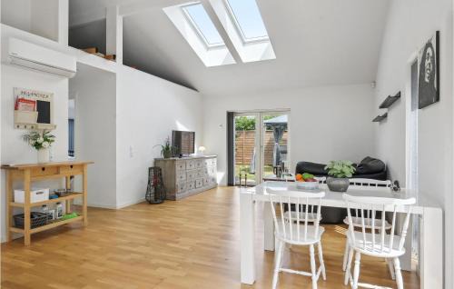 Skovlunde House | Amazing Home In Glostrup With Wifi