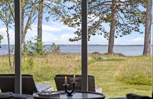 Hojslev House | Amazing home in Højslev with WiFi