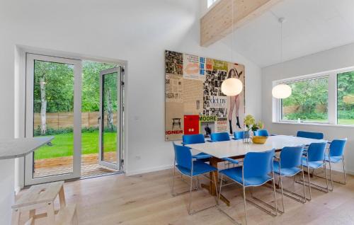 Hundested House | Amazing Home In Hundested With Kitchen