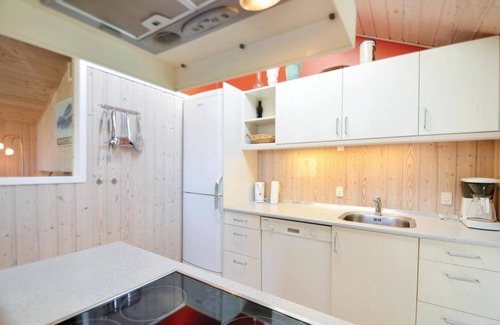 Skødshoved Strand House | Amazing home in Knebel with sauna