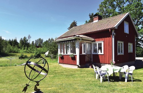 Kopmannebro House | Amazing home in Köpmannebro with WiFi