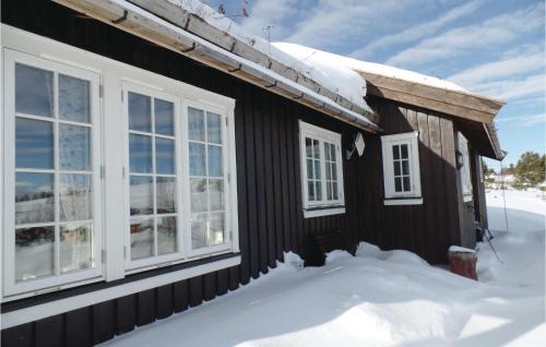 Nord-Fron House | Amazing Home In Kvam With Kitchen