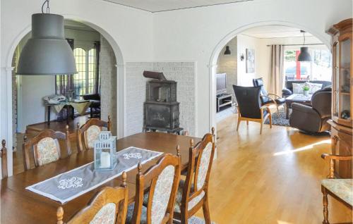 Fusa House | Amazing Home In Nordtveitgrend