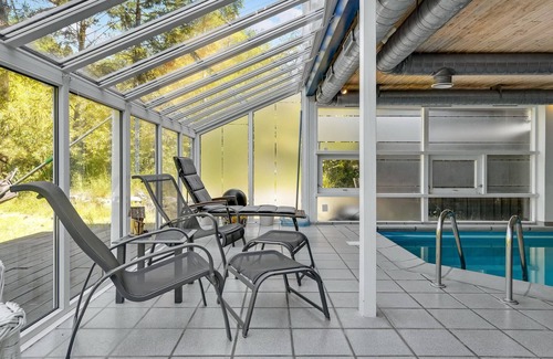 Klint House | Amazing home in Nykøbing Sj with sauna