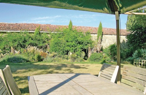 Rioux House | Amazing home in Rioux