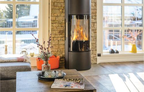 Sjusjoen House | Amazing Home In Sjusjøen With Sauna