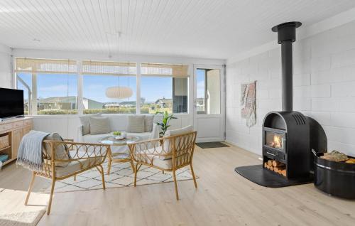 Skyum House | Amazing Home In Snedsted With Kitchen