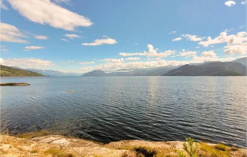 Kvam House | Amazing Home In Tørvikbygd With Wifi