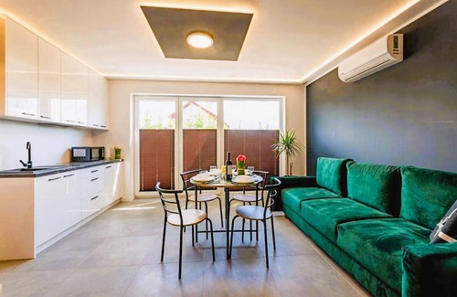 Ustka House | Amazing home in Wodnica with WiFi