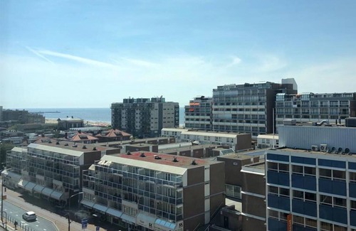 Scheveningen Badplaats Hotel | Amazing location! Modern unit w/Easy Access to Beach, City Centre & local dining