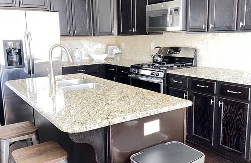 Charlotte House | Amazing New Luxury 2 Bdrm Townhome Pool South Charlotte in heart of Ballantyne