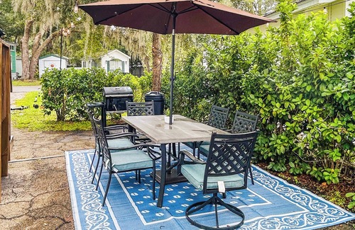 Salt Springs House | Amazing RV/Camper in Ocala National Forest- 2 Bedrooms