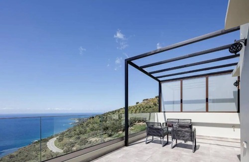 Rodakino Villa | Amazing Sea View Villa in Rodakino