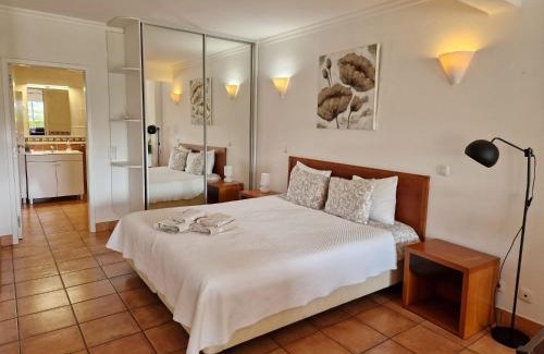 Porto de Mos Apartment | Amazing Studio with Ocean View