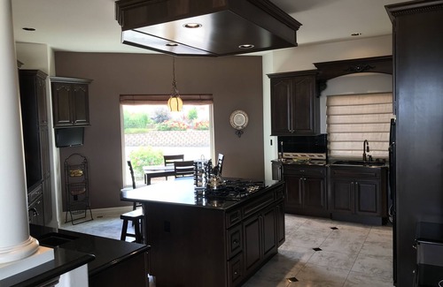Tri-Cities House | Amazing views in the heart of Wine Country!