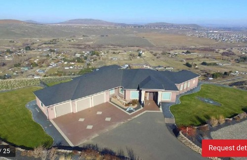 Tri-Cities House | Amazing views in the heart of Wine Country!