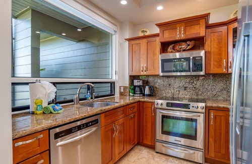 Napili Condo | Amazing Views, Near Beaches and Snorkeling - Kapalua Bay Villa #14G2 - Quam Properties Hawaii