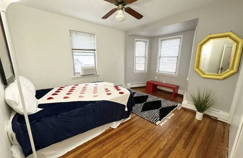 Weehawken Apartment | Amazing views of NYC 5 br 2.5 ba