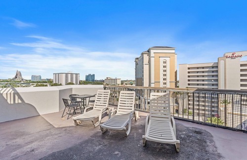 Southwest Orlando Condo | Amazing views of Universal fireworks and sunset!