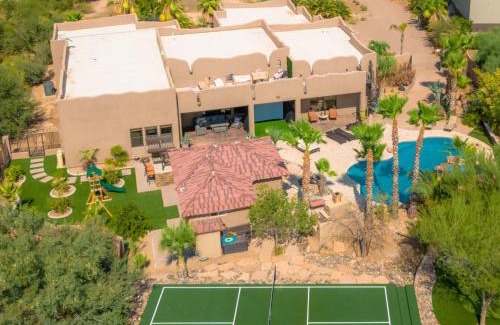 Rio Verde Foothills Villa | Amazing Views - Pickleball - Golf - Sleeps 25