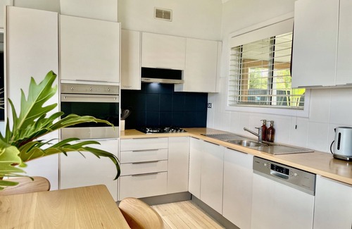Bilgola Beach House | Amazing Views, Pool, Private Charming Beach Cottage