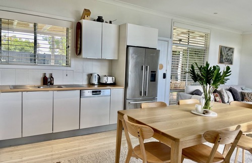 Bilgola Beach House | Amazing Views, Pool, Private Charming Beach Cottage