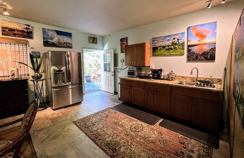 Hawi House | Amazing VIEWS, Spacious, Farmstead Living, Hosts with Aloha