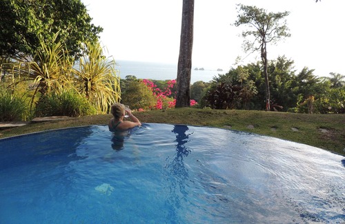 Ballena House | Amazing Whitewater View Of The Ballena Marine Preserve Islands