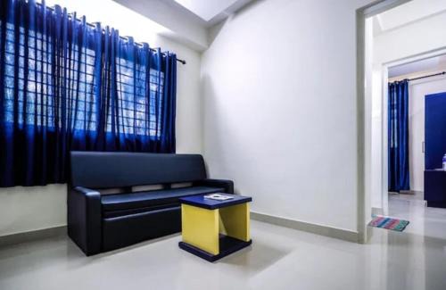 North Nada Hotel | Ambadi Blueberry