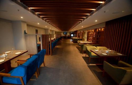 Irinjalakuda Hotel | Ambal Regency