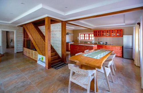 La Digue Villa | Ambiance Villa is nestled in the heart of La digue