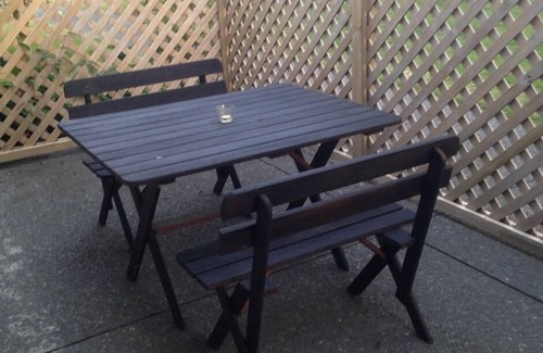 Havelock North Apartment | Ambury House - private garden resort with views