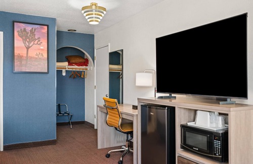 Yucca Valley Hotel | Americas Best Value Inn & Suites Joshua Tree National Park
