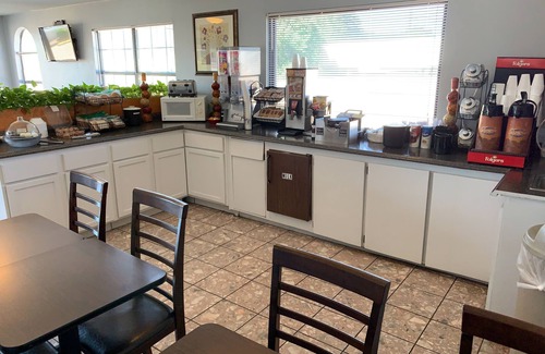 Meridian Hotel | Americas Best Value Inn Meridian