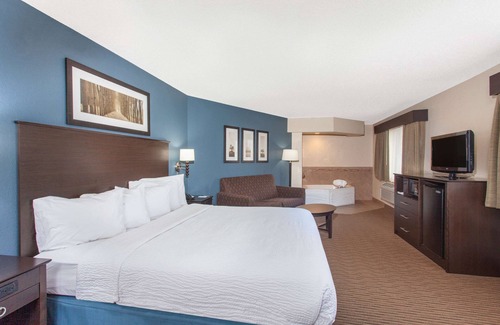 Mankato Hotel | AmericInn by Wyndham Mankato Event Center