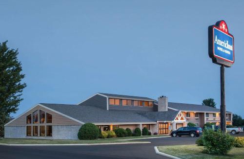 Grundy Center Hotel | AmericInn by Wyndham Grundy Center