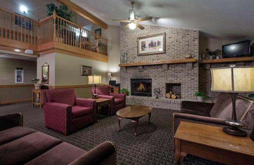 Grundy Center Hotel | AmericInn by Wyndham Grundy Center