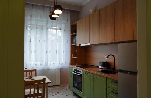 Center House | Ami's Corner Lovely Family and Couple's home