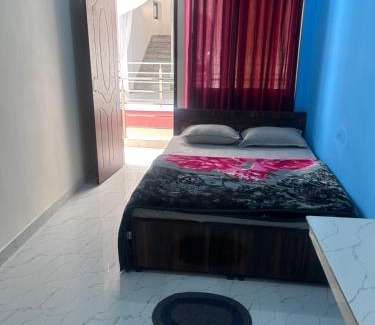 Tapovan House | Amigos Homestay 4