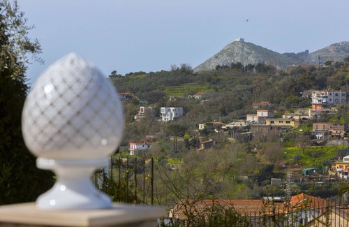 Sant'Agata sui Due Golfi Villa | AMORE RENTALS - Resort Ravenna - The Villa with Private Swimming Pool, Hot Tub, Ideal for Events