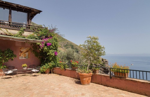Vico Equense Villa | AMORE RENTALS -Villa Era with Swimming Pool, Sea View, Terraces and Parking