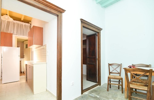 Amorgos House | Amorgos traditional apartment with balcony view