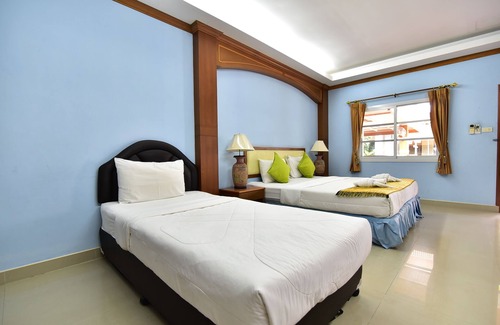 Nong Prue Hotel | Ampan Resort