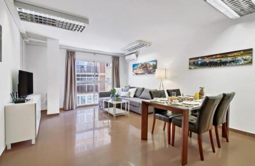 Perchel Sur Apartment | Amplio piso con terraza