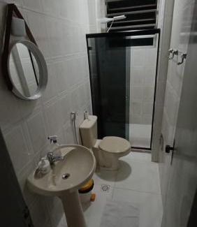 Dois de Julho Apartment | Amplo 2 quartos, vista mar.